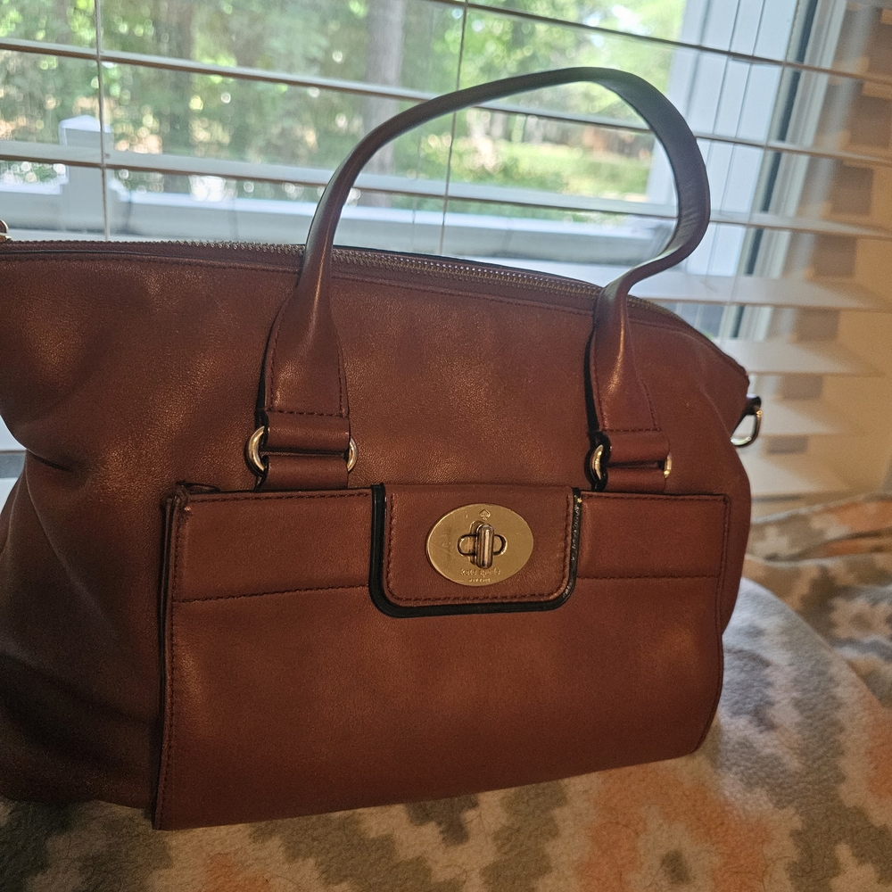 Elegant Brown Leather Handbag
